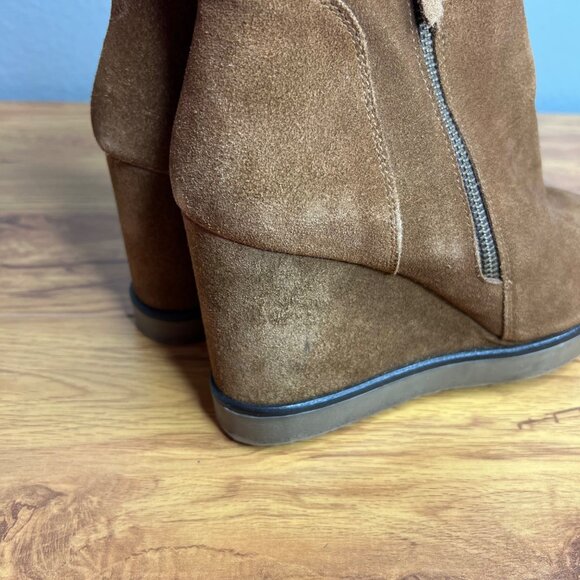 Cafe Noir Suede‎ Cabin Couture Wedge Boots Tan Faux Fur Trim NEW - Picture 9 of 11